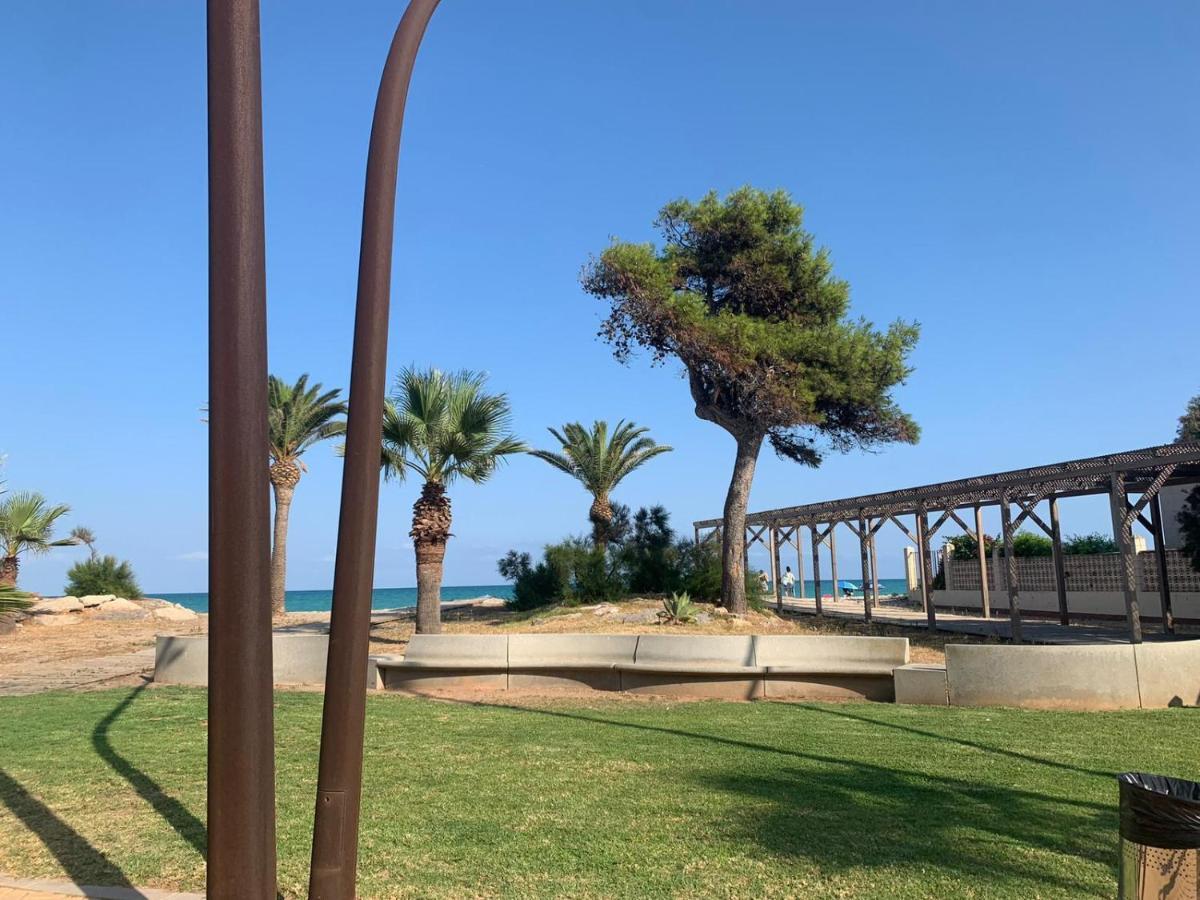 Beachfront Apartment With A Private Garden On The Ground Floor Moncófar Esterno foto